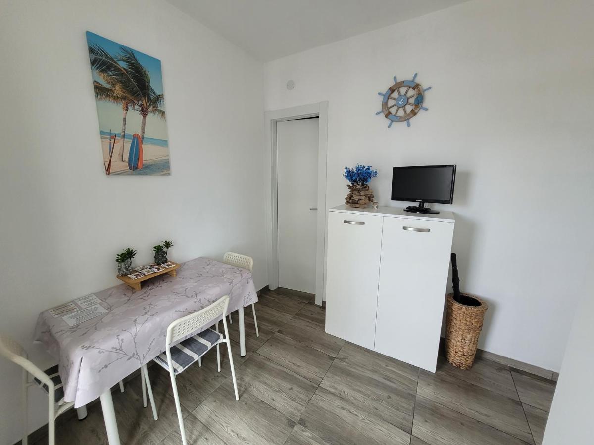 Arnica Apartment Lignano Sabbiadoro Ngoại thất bức ảnh